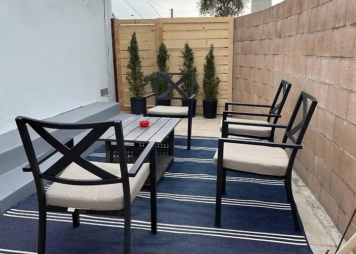 Space X ,Lax & Beaches Beautiful Guest House